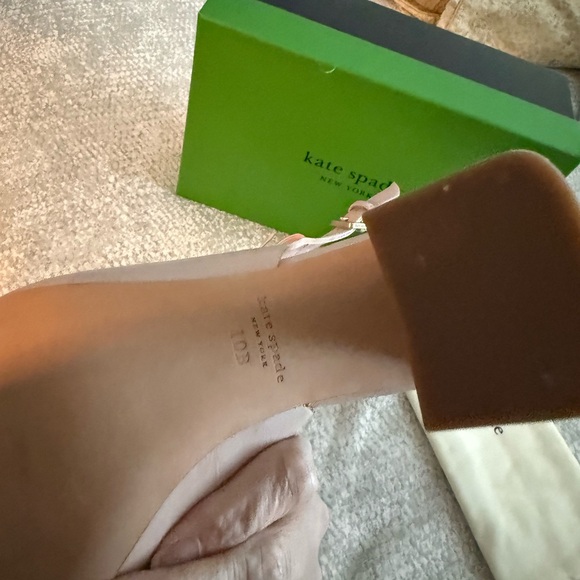 Kate Spade Bowlie Sling Heels Elegant Design - Picture 7 of 14